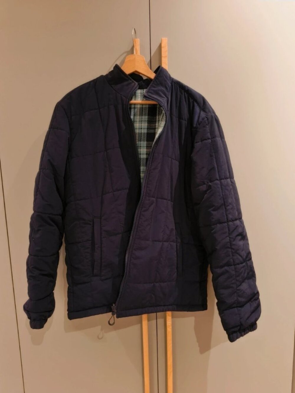 Men's dark blue jacket, size L